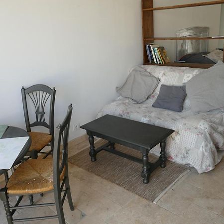 Au Coeur Des Landes Apartment Carneville Bagian luar foto