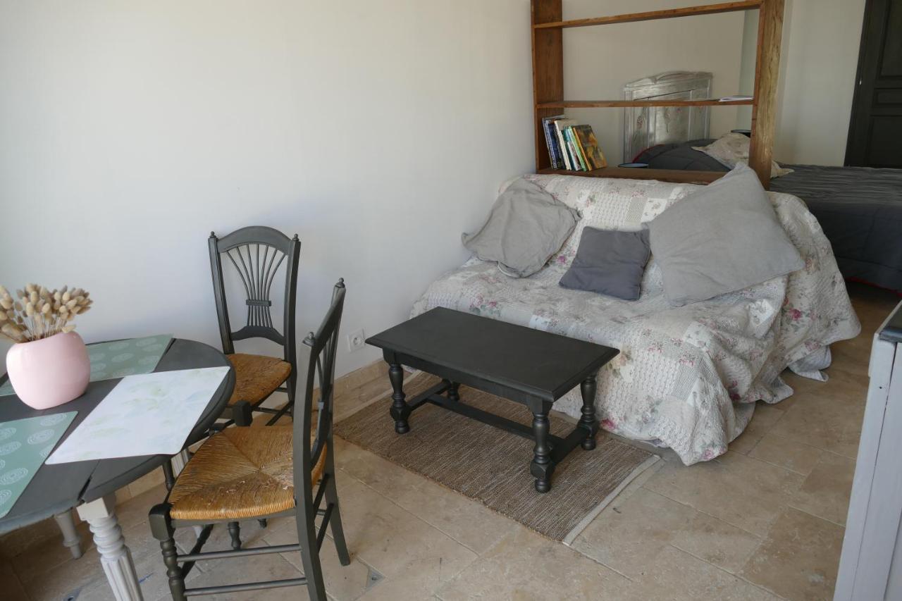 Au Coeur Des Landes Apartment Carneville Bagian luar foto